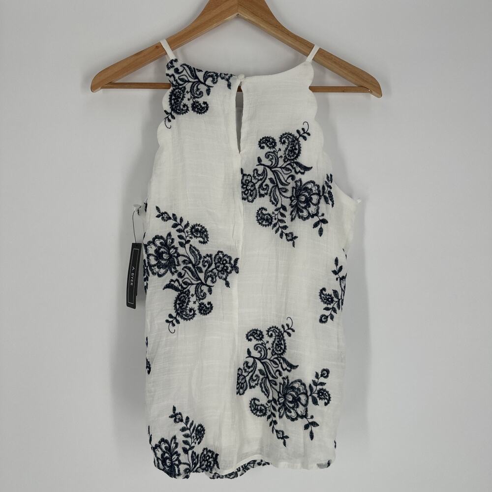 A. BYER Boho sleeveless embroidered crinkle sleeveless top WHITE SZ Med NEW - Picture 8 of 8